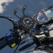 Kép 5/10 - FreedConn MC20W motorkerékpár-tartó, 15W-os induktív töltéssel, kormányra és tükör alá rögzíthető