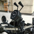 Kép 6/10 - FreedConn MC20W motorkerékpár-tartó, 15W-os induktív töltéssel, kormányra és tükör alá rögzíthető