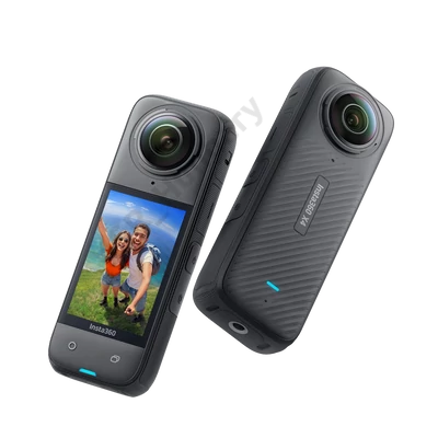 Insta360 X4 Standard csomag
