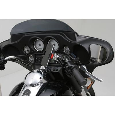 Daytona 91701, telefon és GPS tartó rögzítés Harley Davidson-hoz