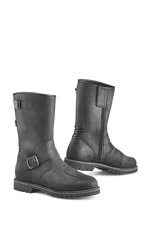 TCX Fuel WP Black Black motoros bakancs